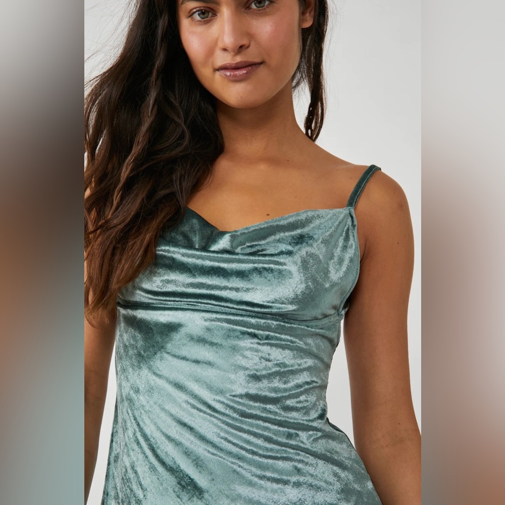 NWT Free People Intimately All Night Velvet Tunic in Evergreen, XS - Picture 11 of 11